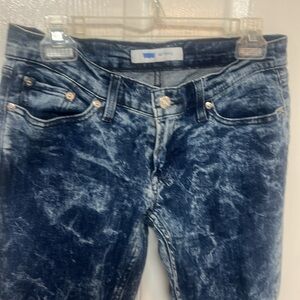 LEVI’s 524 stretch skinny jeans. Size W27 L32